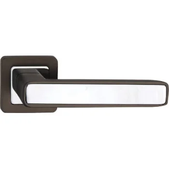 Дверна ручка Comit Strong — від 614.78 грн.