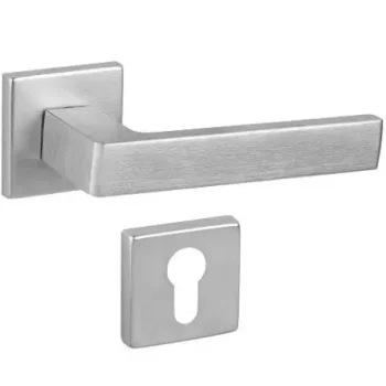 Дверна ручка Dnd Quattro з накладкою під циліндр — від 2 292.40 грн.