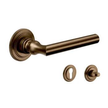 Дверна ручка Dnd Isabella з накладкою під WC — від 11 722.50 грн.