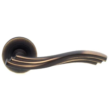 Дверна ручка Linea Cali Marina — від 7 398.20 грн.